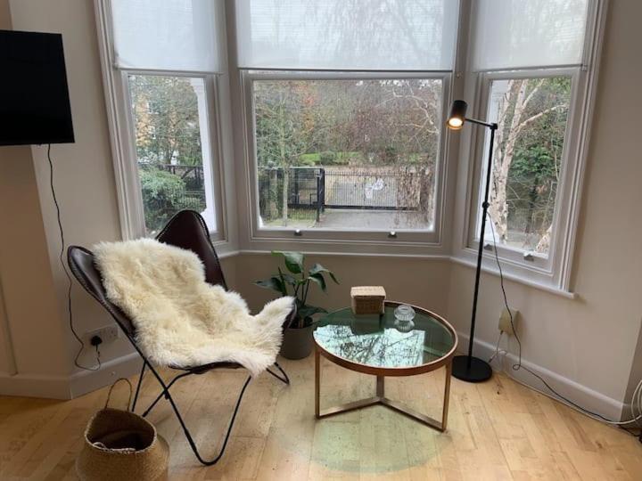 Lovely Spacious 1-Bedroom Flat In Tufnell Park Close To Central London Ngoại thất bức ảnh